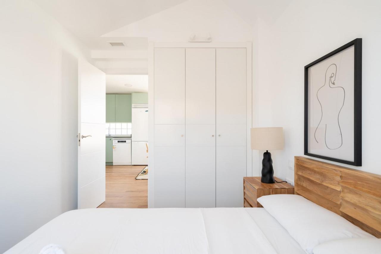 Atico Reformado En Madrid Rio Alquiler Temporal Appartement Buitenkant foto