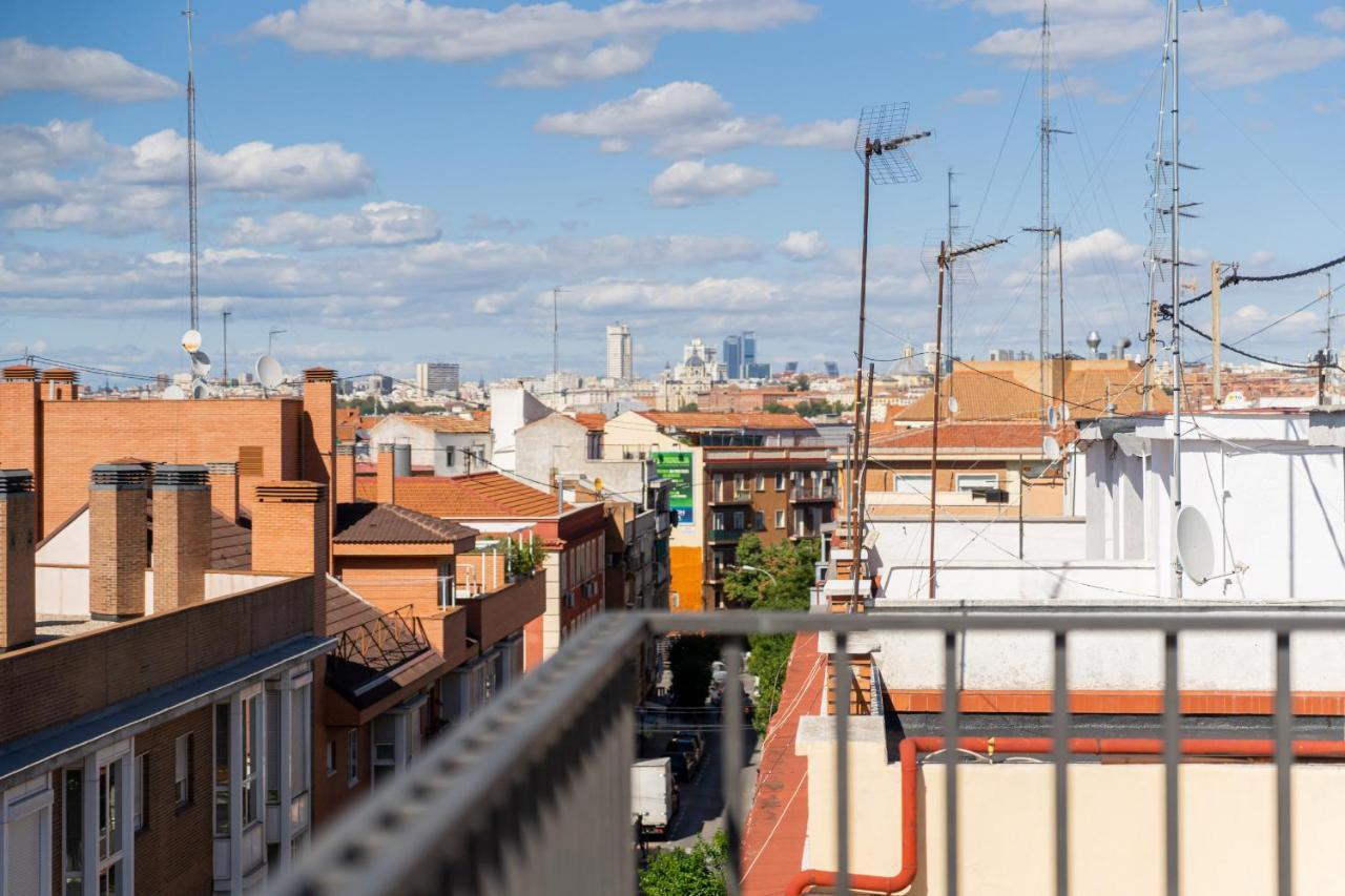 Atico Reformado En Madrid Rio Alquiler Temporal Appartement Buitenkant foto