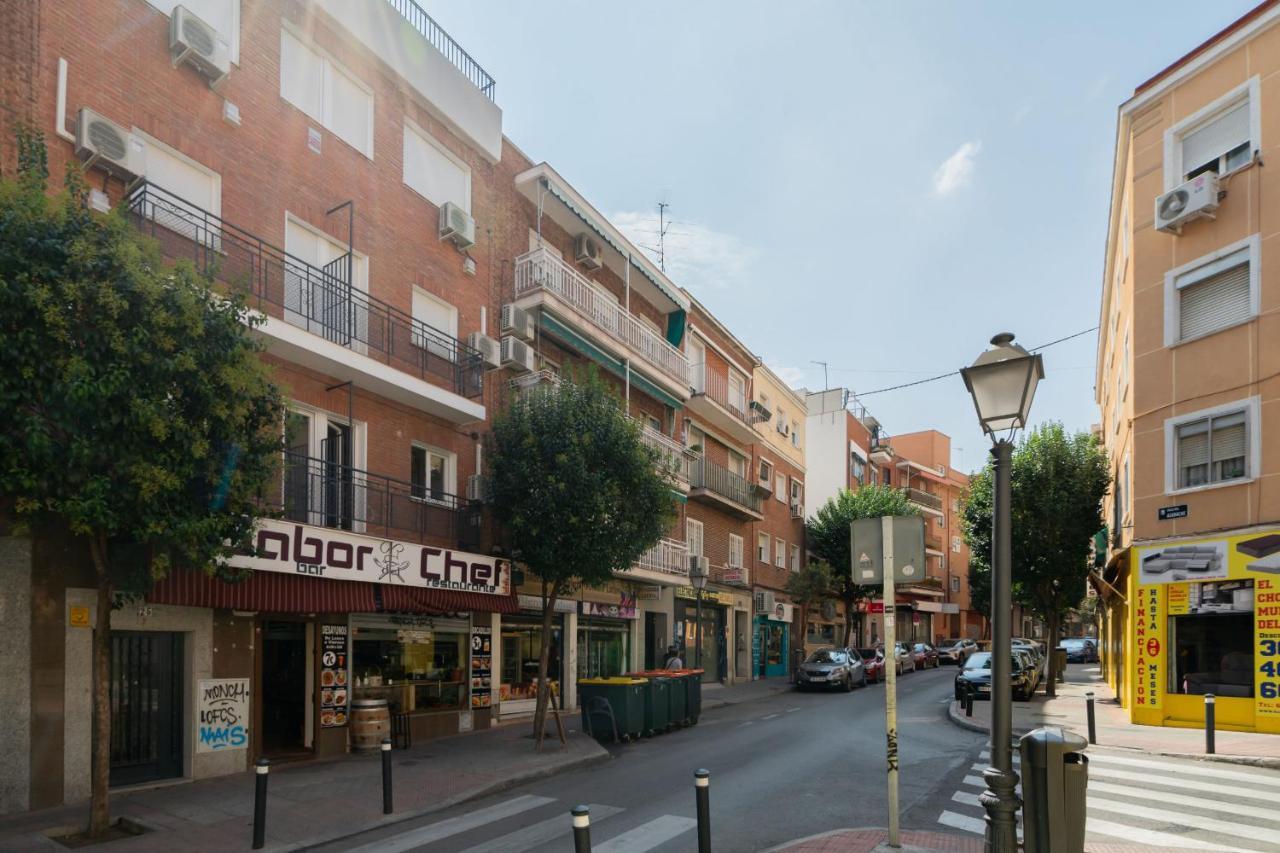 Atico Reformado En Madrid Rio Alquiler Temporal Appartement Buitenkant foto
